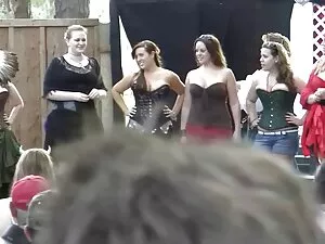舌ニーズキューティーナスティア 女性 ア ...