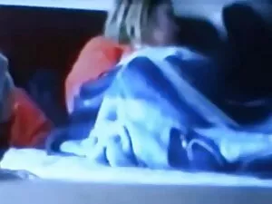 ストラップポンと二人の奴隷を持つ完璧な女 ...