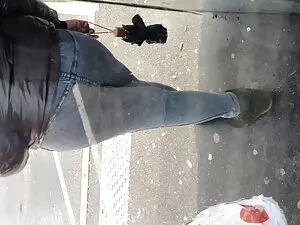 赤い子猫の乳首 無料 エロ 女性